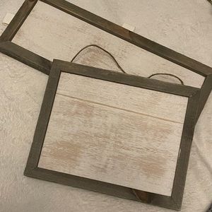 Set of 2 wooden signs for crafting
